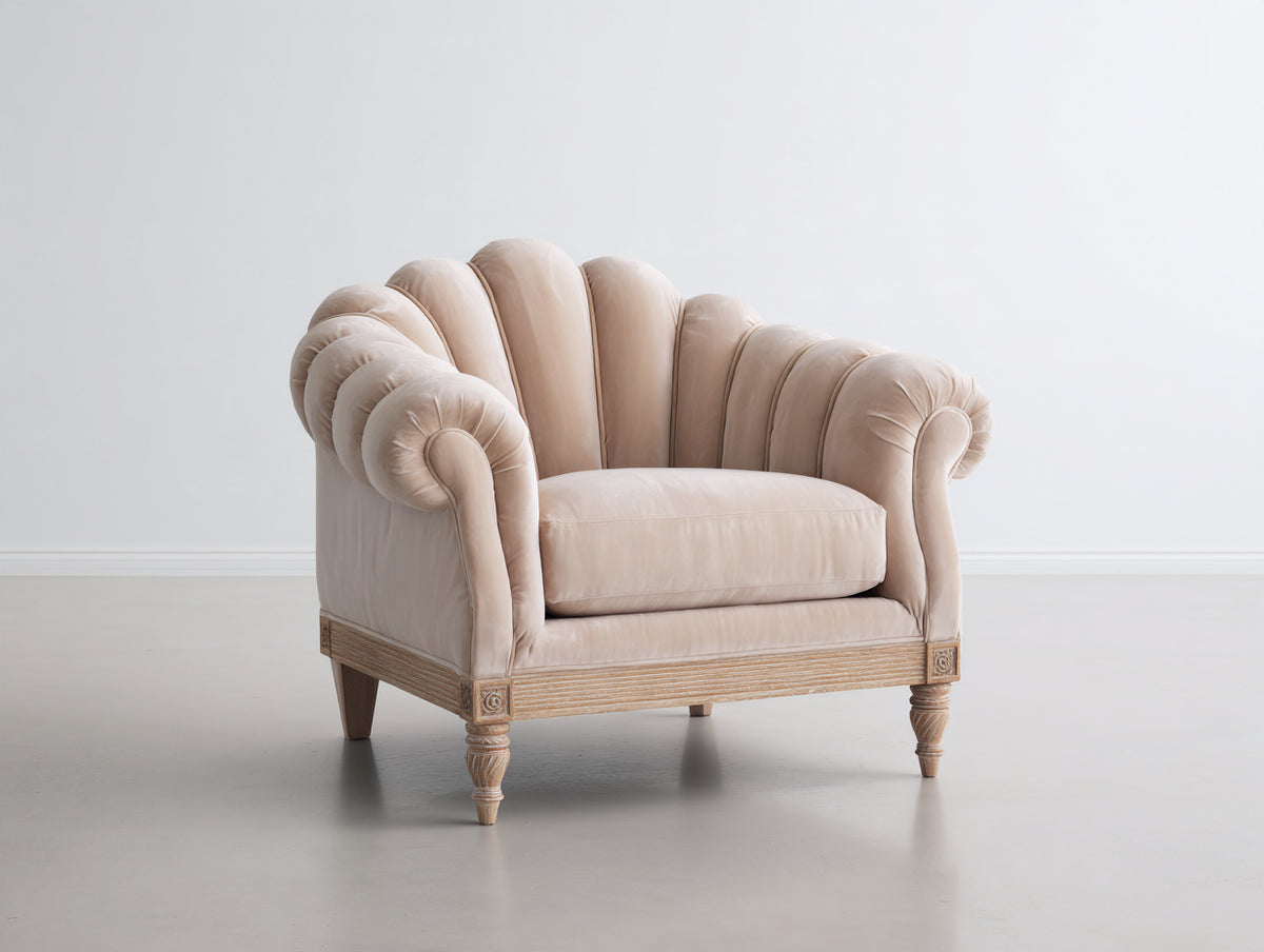 Sillón tapizado 108x92x90 cm - beige y madera natural - respaldo acanalado y brazos enrollados para salón